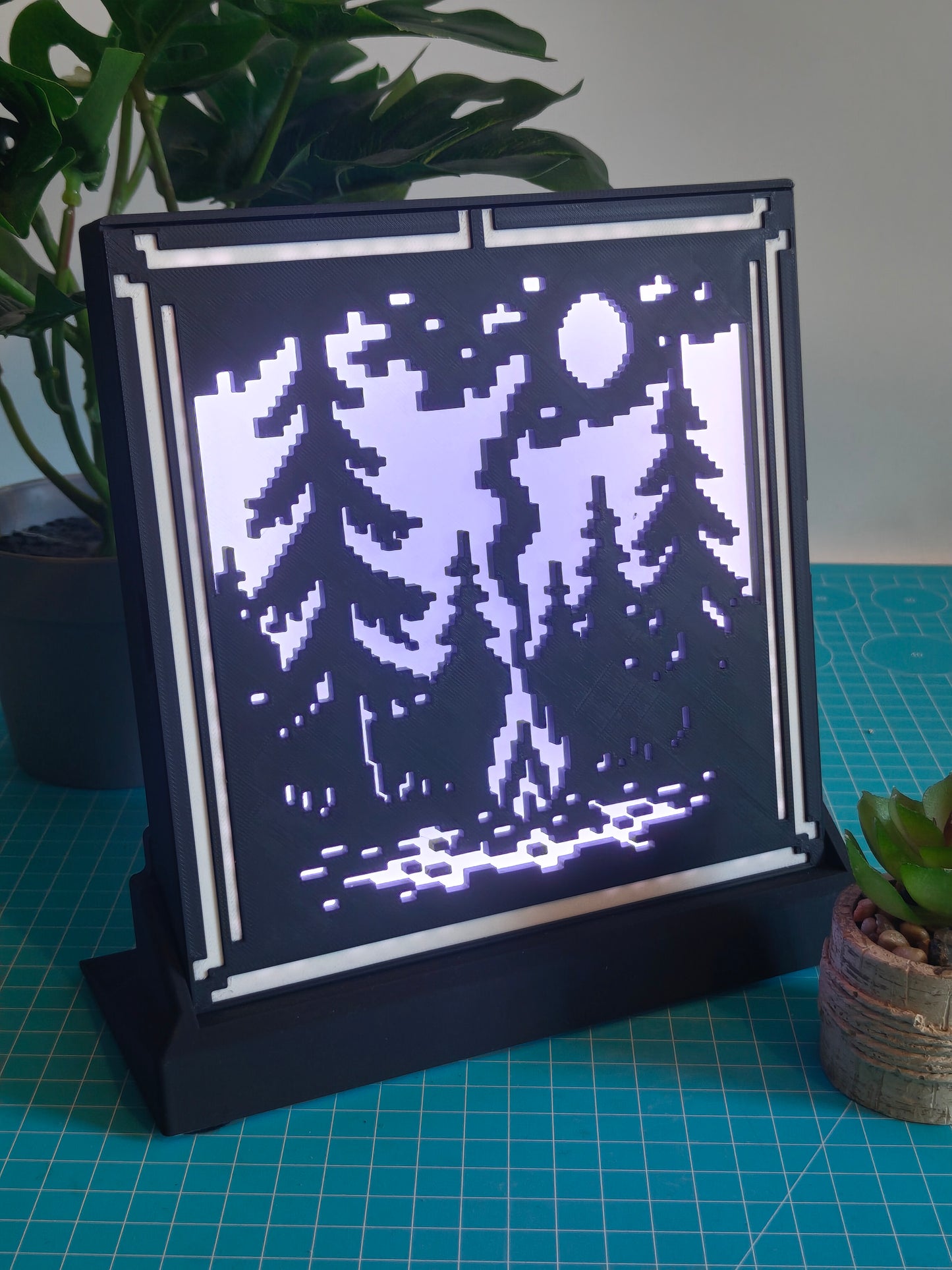 Pixel: Lagerfeuer im Wald